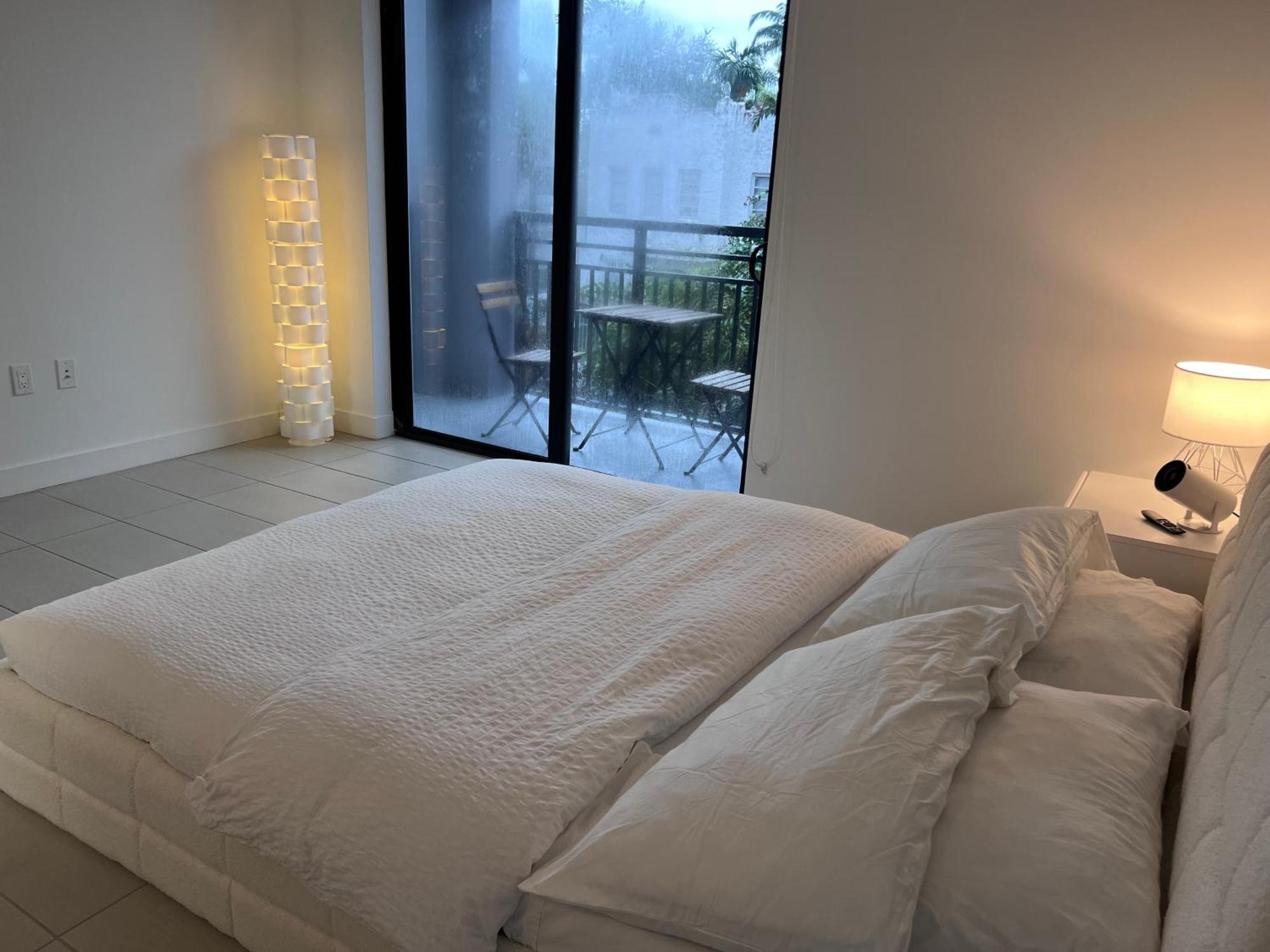 Master Bed Room In Calle Ocho Miami Dış mekan fotoğraf